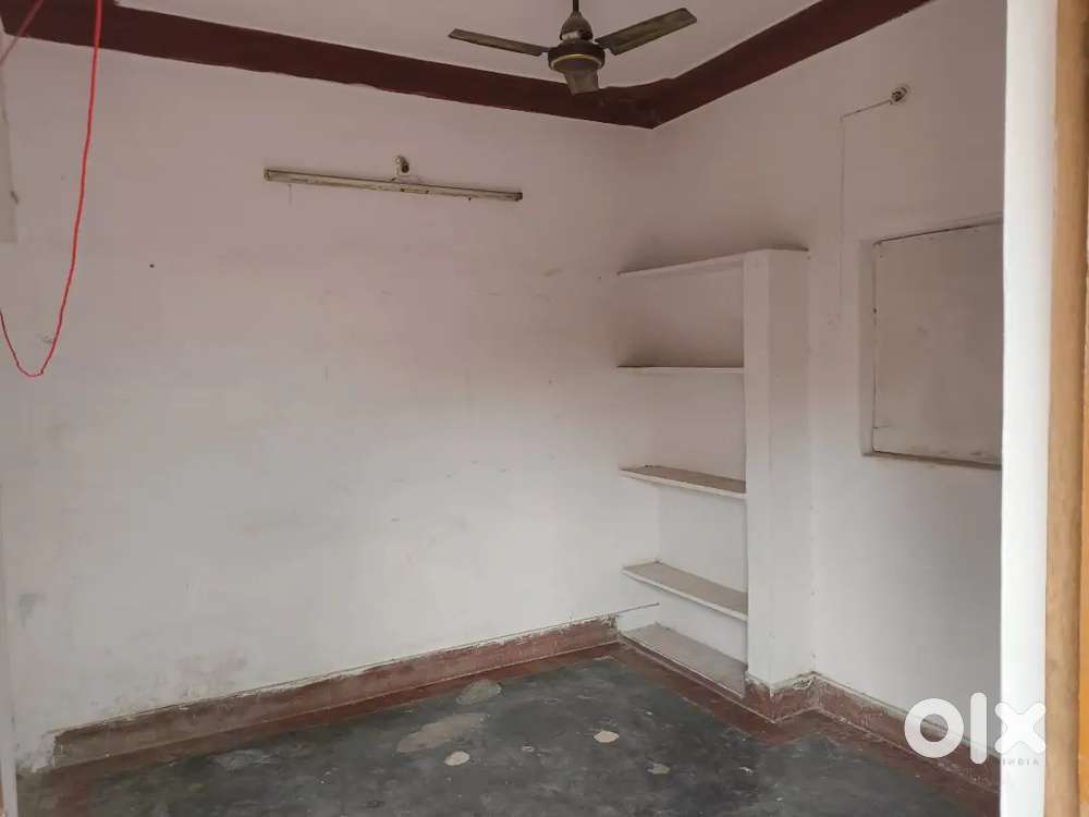 1bhk room rent for family, girls