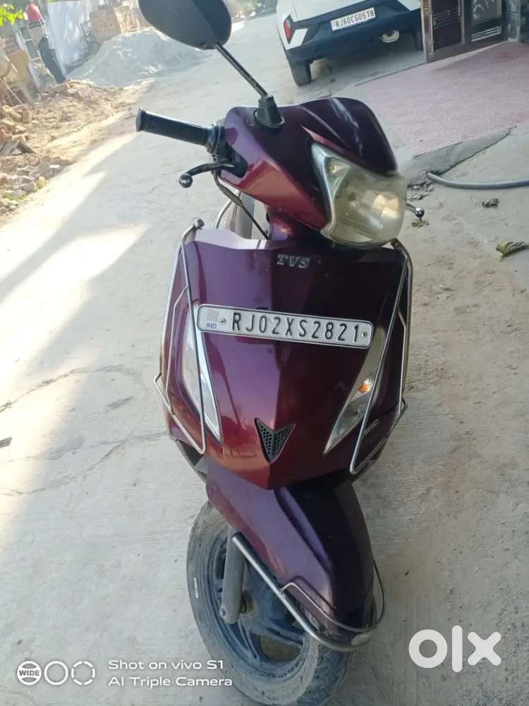 Tvs jupiter scooty modal apr  2016