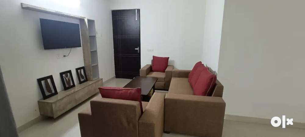 2 BHK Fully furnished ( new flat & new furnishings)