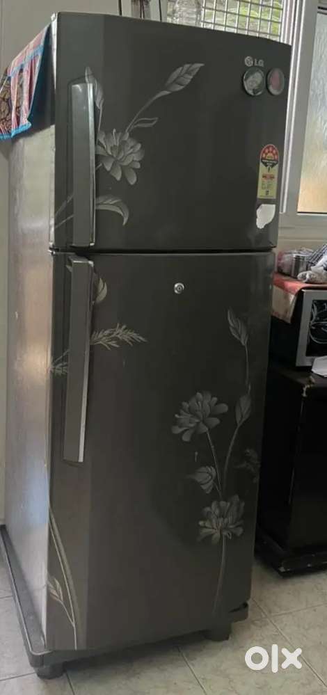 LG DOUBLE DOOR REFRIGERATOR