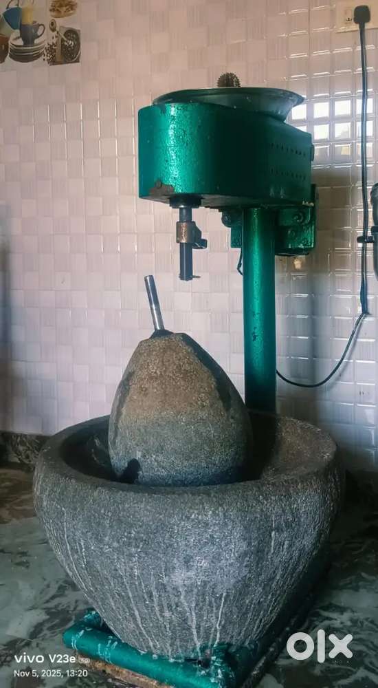 Grinder machine