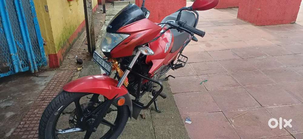 Hero glamour Fi Red colour to be sold