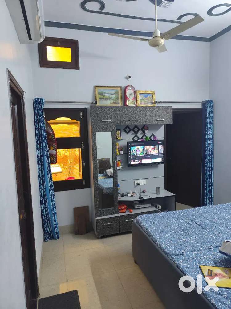 House on sale(Good material used) self