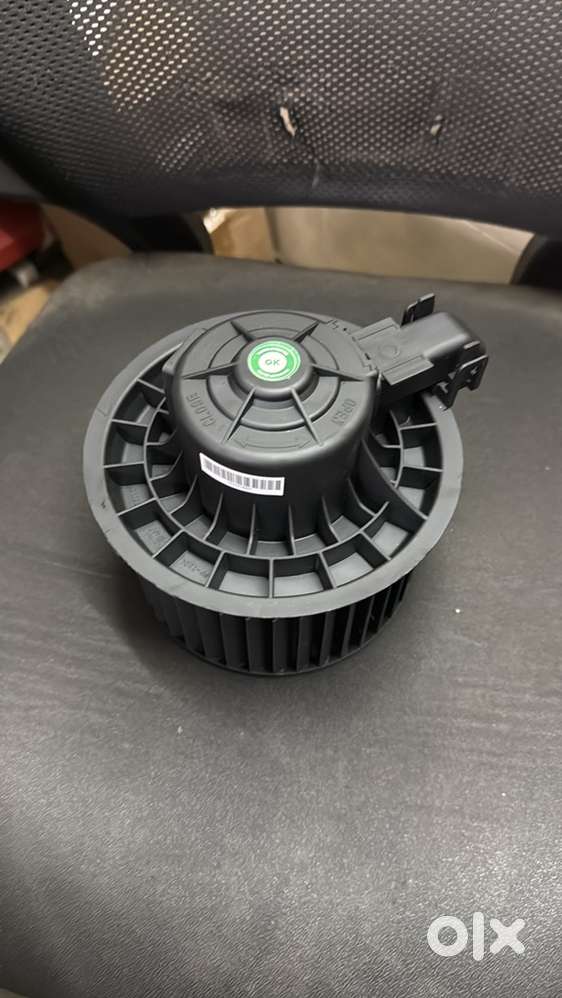 I20 OLD CAR AC BLOWER MOTOR 100% GENIUNE AND OK TESTED CAR AC BLOWER.