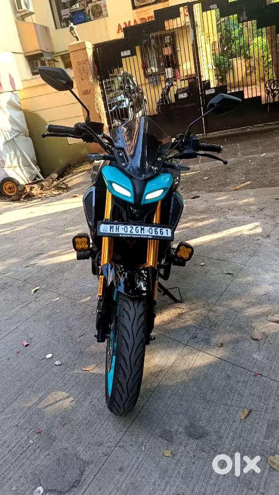 Mt 15 v2 2024 deluxe variant 8 months old. Little bit negotiable.