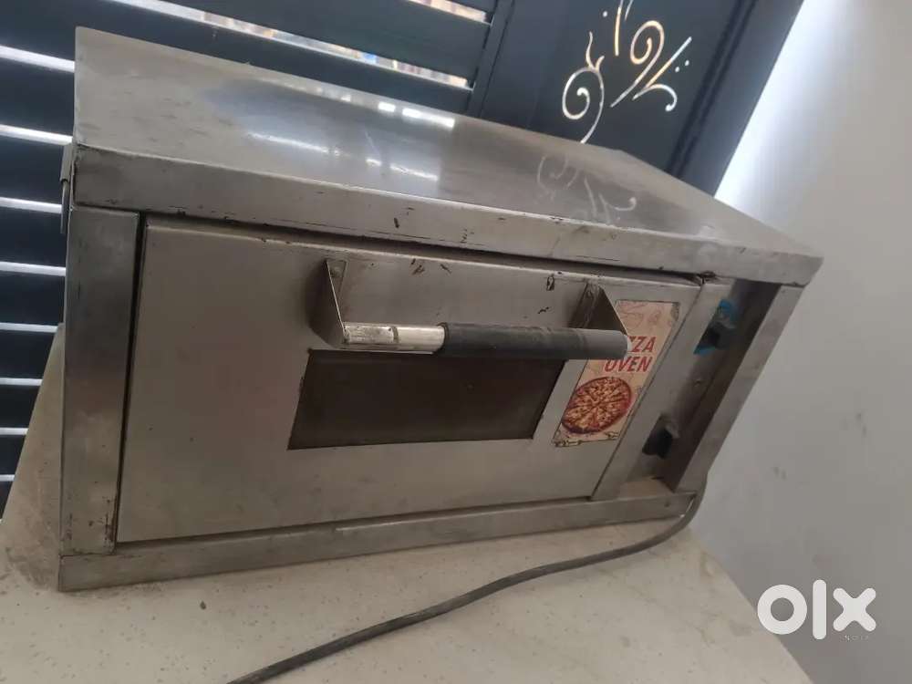 Pizza oven