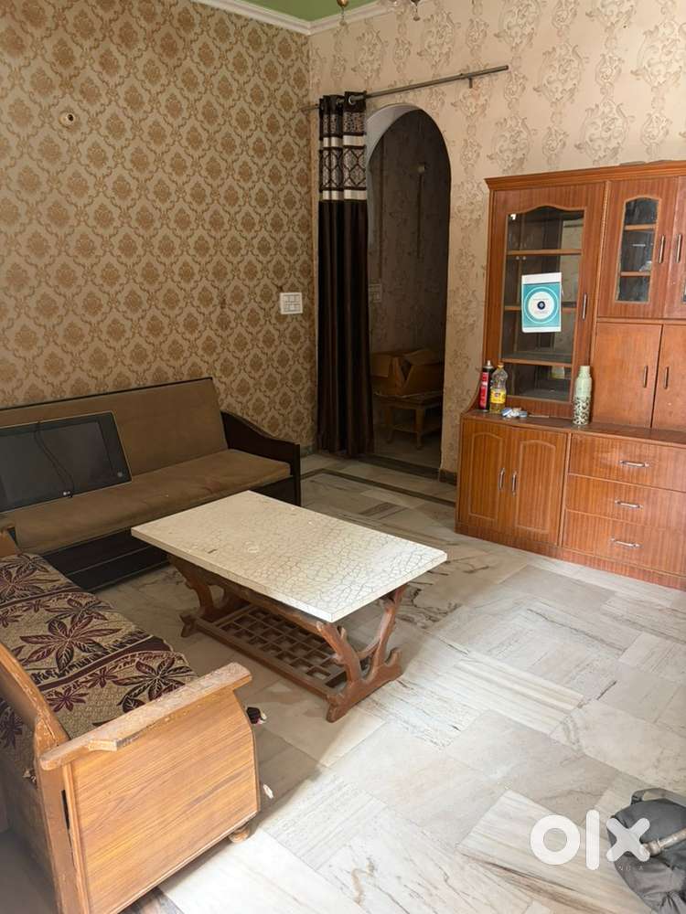 1bhk kothi 2nd floor in Lohgarh 10000