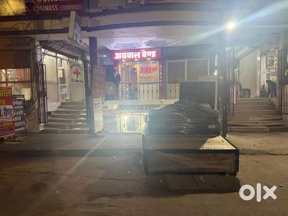 A big hall on main road baradari chauraha morar