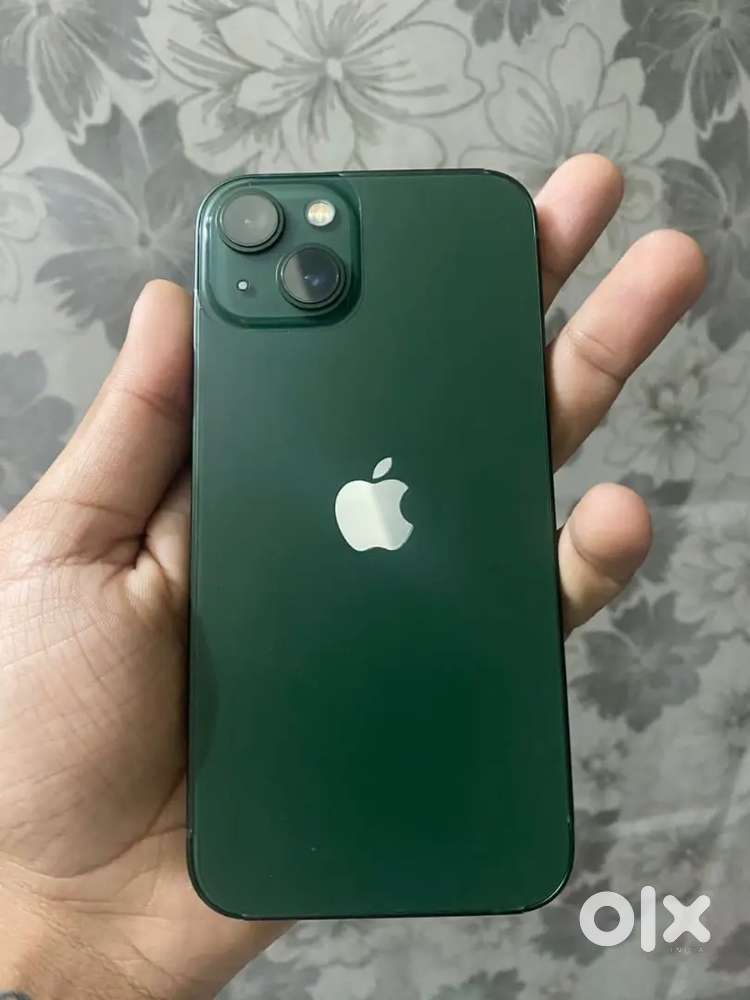 iPhone 13 128Gb 11 month warranty with all accessories