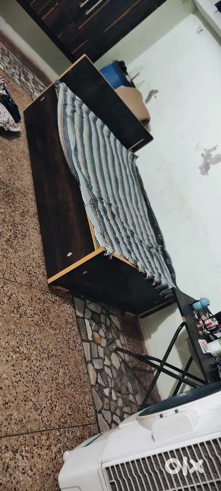 Single bed