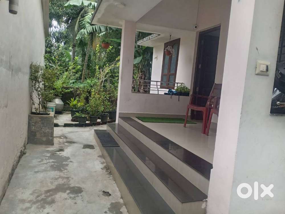 THALIYAL 3 CENTS AND 5 BHK HOUSE FOR SALE