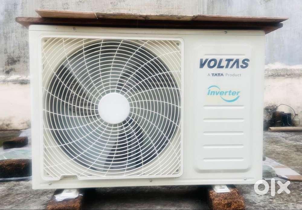 brand new voltas split inverter ac with stabiliser