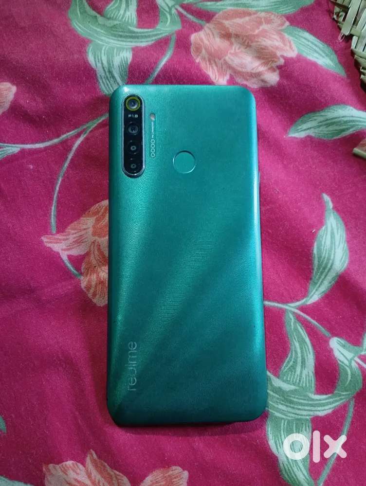 Urgent sell please contact me