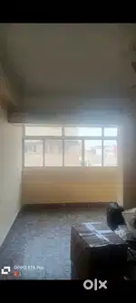 Burra bazar near ganesh takis 3 bed 2 bath un furnish flat for sale