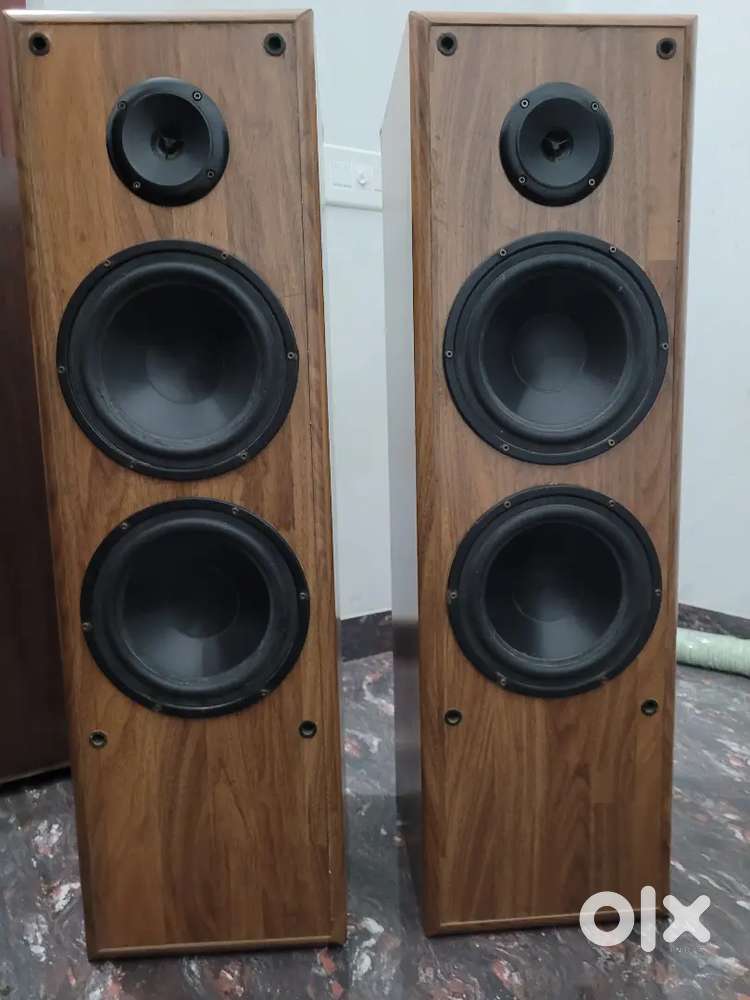 USA brand 6ohm 200watt 8 inch woffer tower speaker  great sound