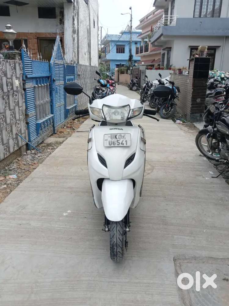 Activa 1st owner scooty good condition
