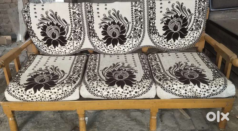 5 seater Sofa set in good condition