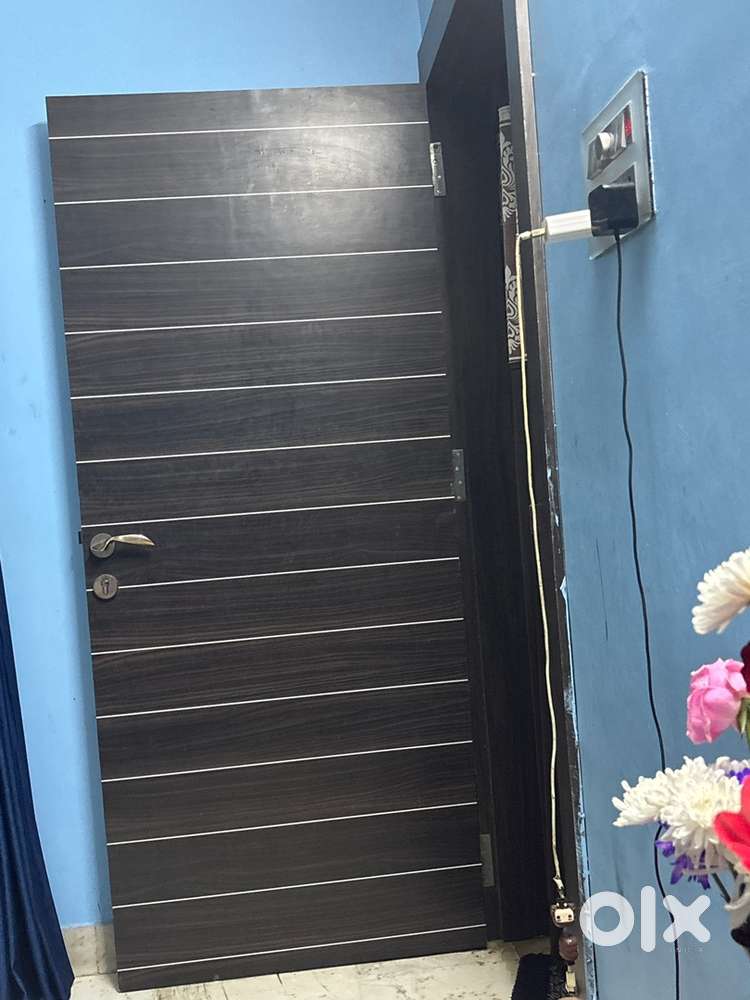 Need female flatmate