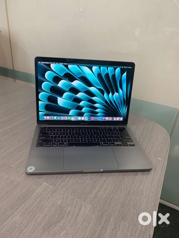 Apple MacBook Pro 2020 13inch 32GB 512GB Warranty
