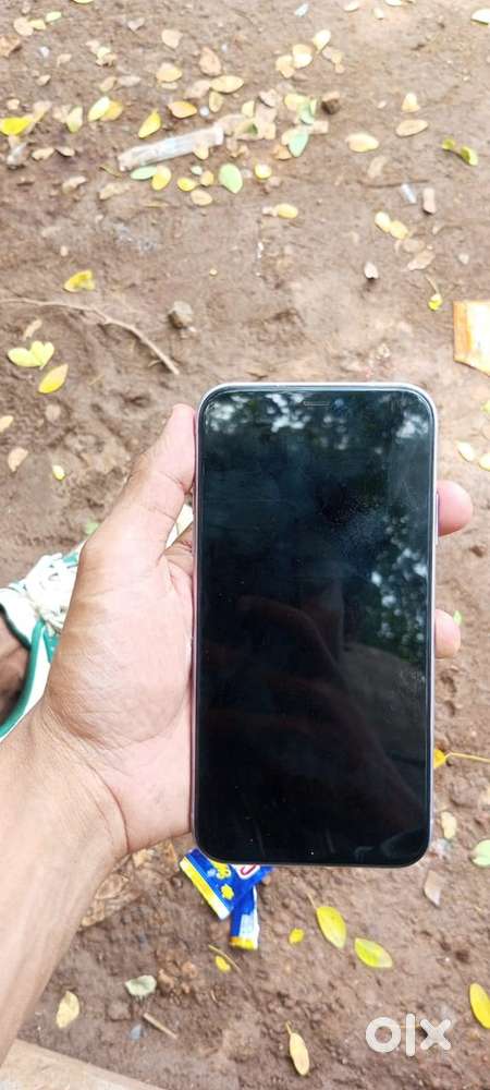 I phone 11 battery health 74