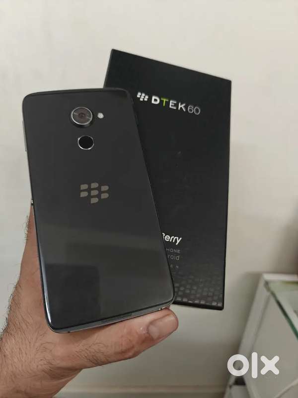 Blackberry Dtek 60 android, whatsapp supported excellent condition