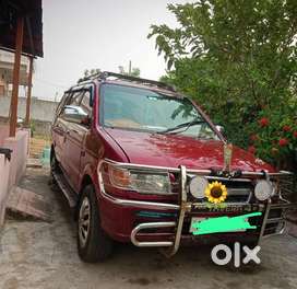 Tavera 2011 Seat 10
