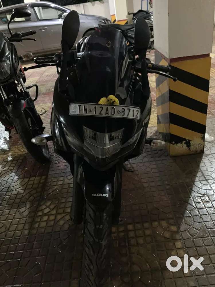 Suzuki Gixxer sf 150