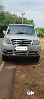 Tata Sumo Grande MK II 2010
