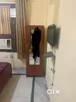 Wardrobes singel