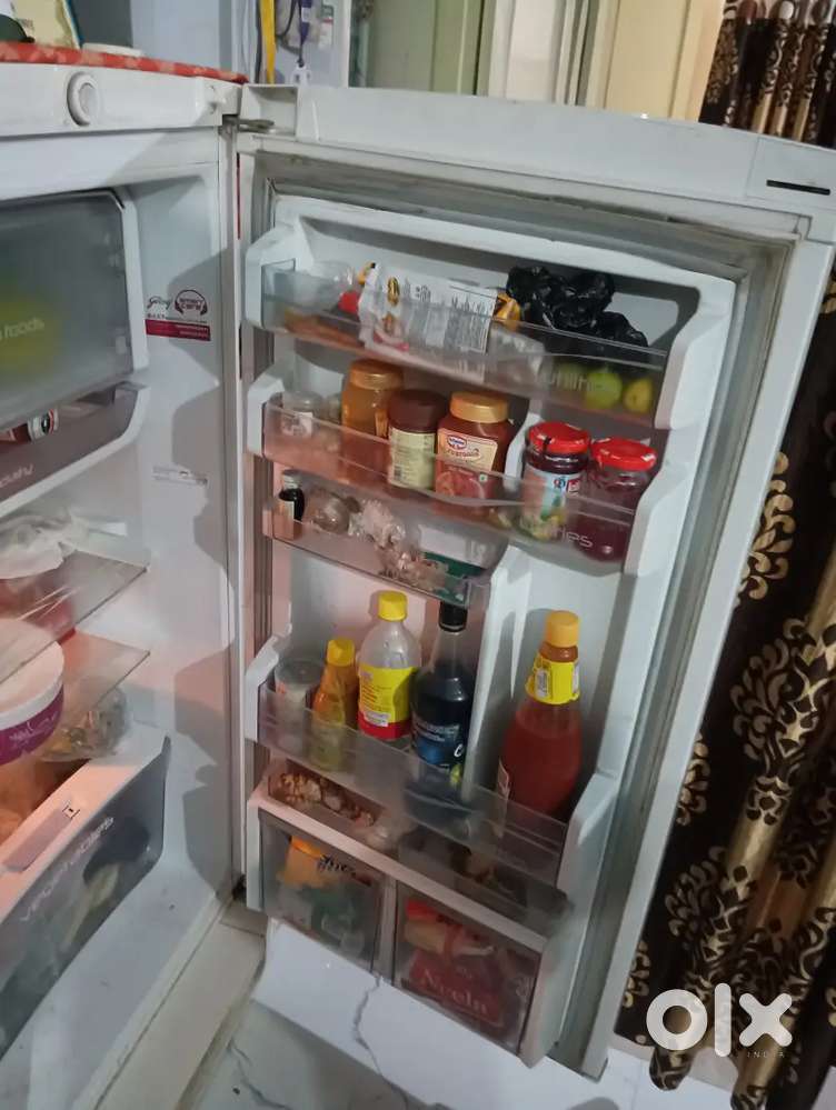 Refrigerator 190 liter