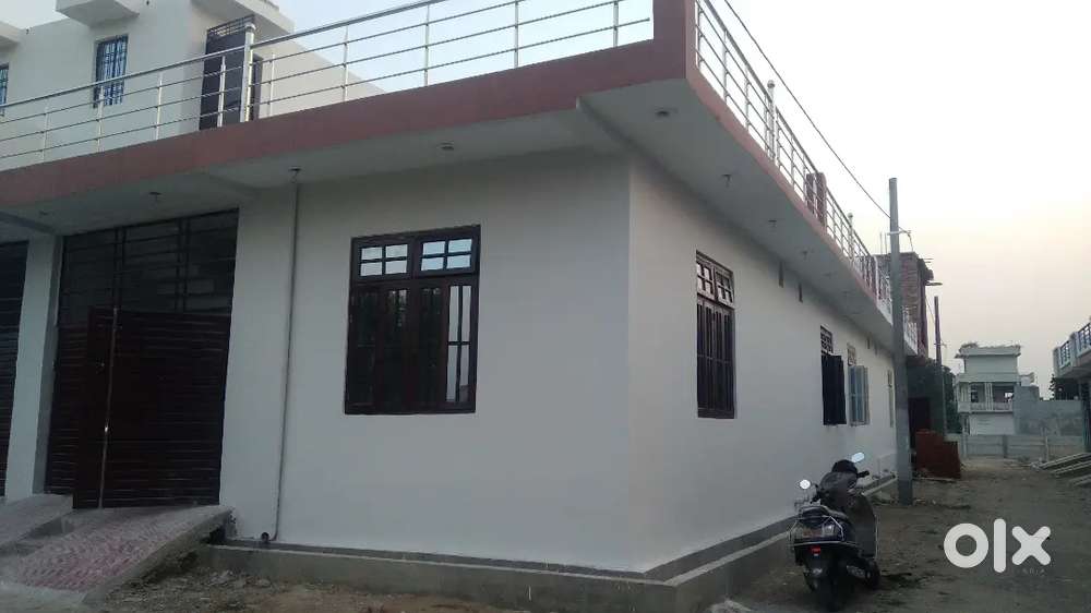 2 room 2washroom kitchen parking big lobey