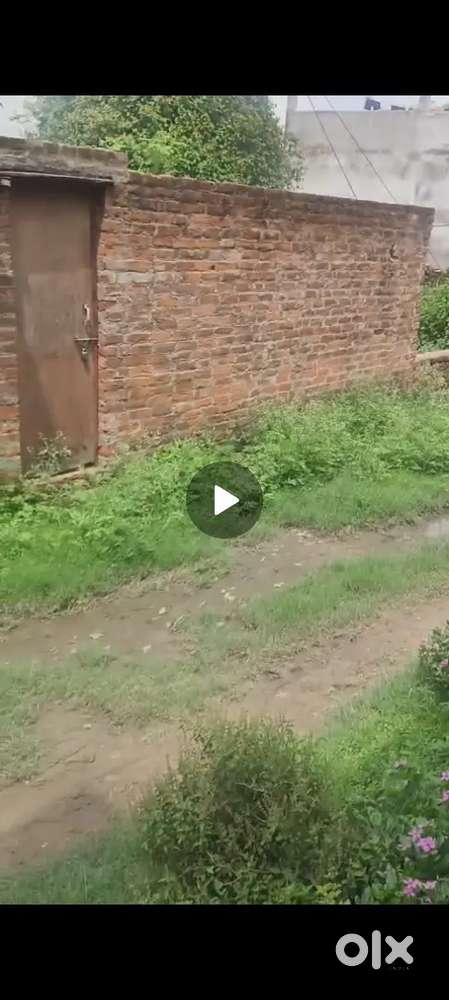 Selling a plot good location near by Raibarelly road