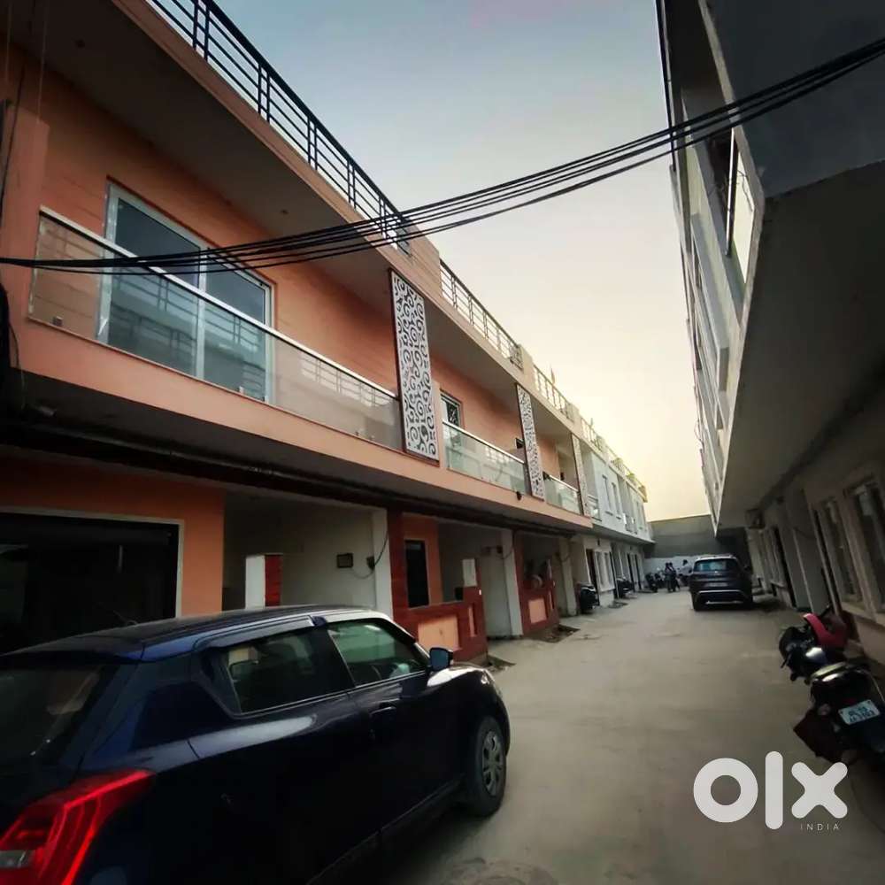 House is at a very Good Location