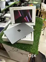 MacBook Pro M2