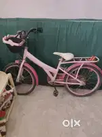 Children cycle