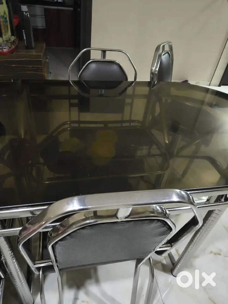 Tailring machine. Rs,1200