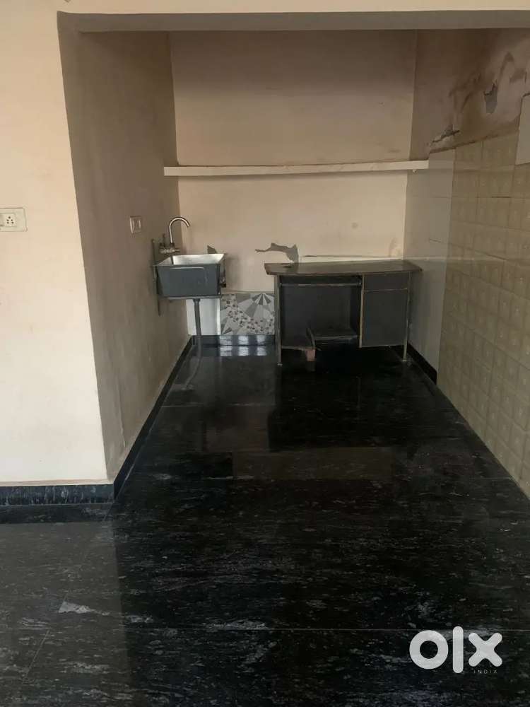 Independent room with attached kitchen near market, and samrala chownk