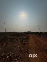 Bus stand se 2 kl ki duri mein hai