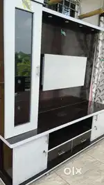 Bed  & tv unit