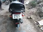 Naya gari lena hai