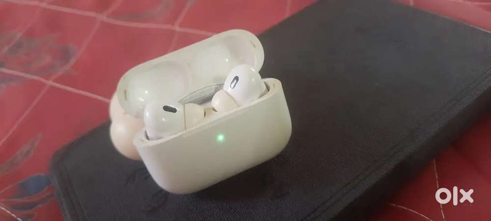 Apple  Airpods