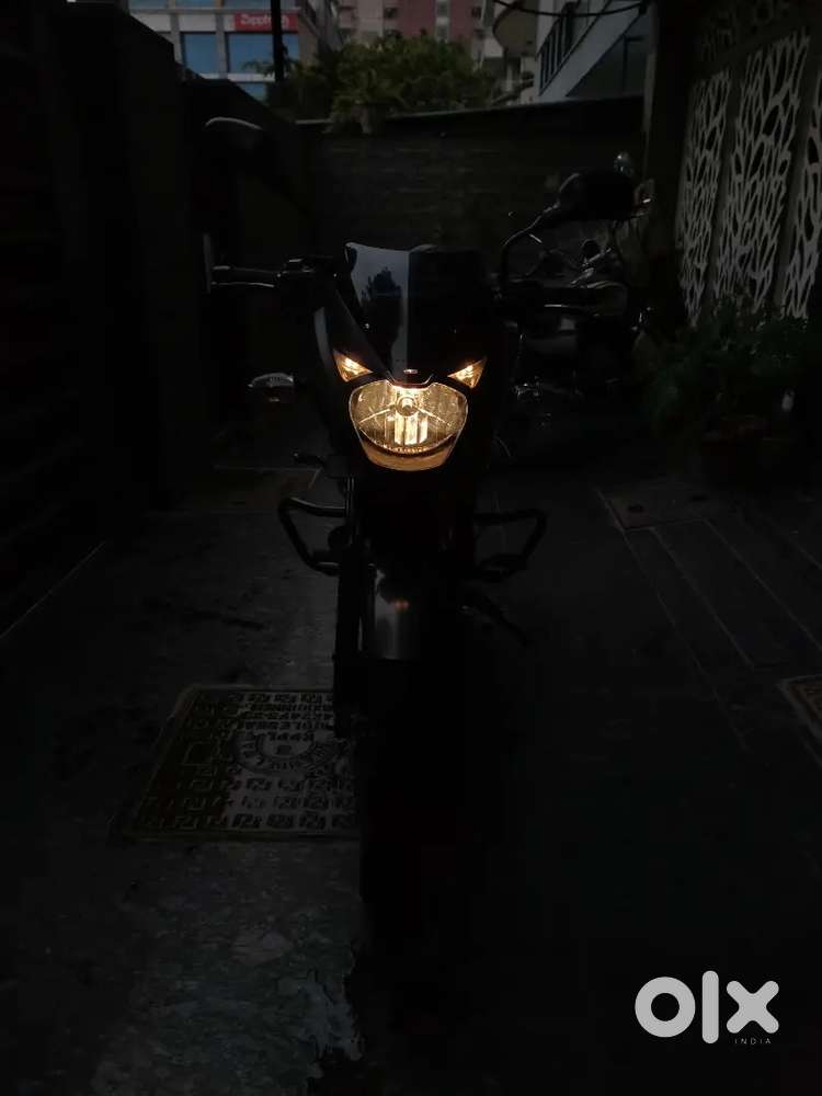 Pulsar-125 with carbeurator engine in Excellent condition