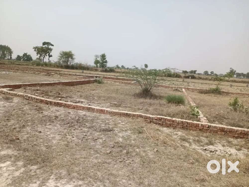 Plot for sale 23*60 153 yard