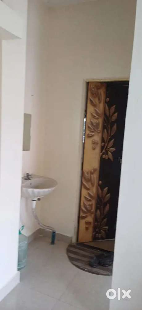 1 bhk flat available for rent near talab area