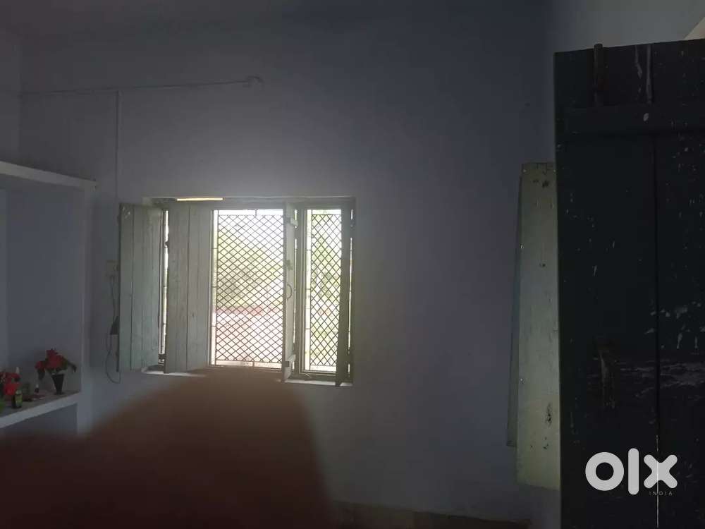 2 bhk availble for rent near mejban chowk