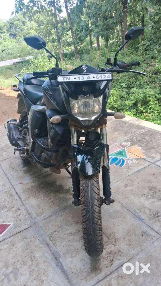Yamaha FZ version 2.0 [3rd owner]
