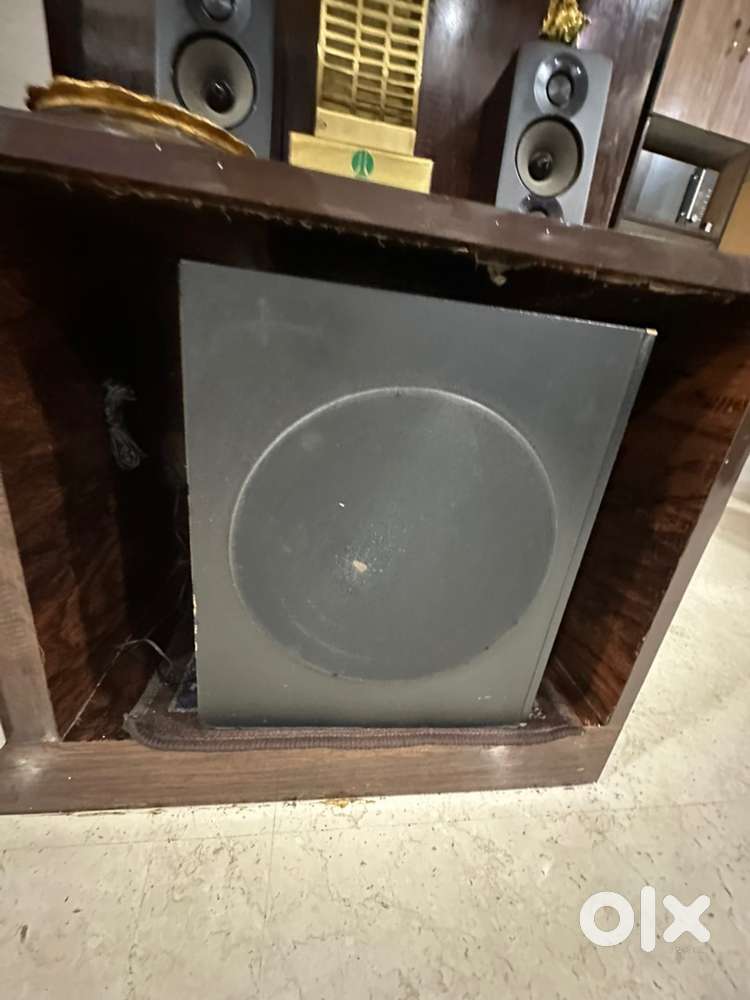 Philips 5.1 home theatre. Model HTD5540/94