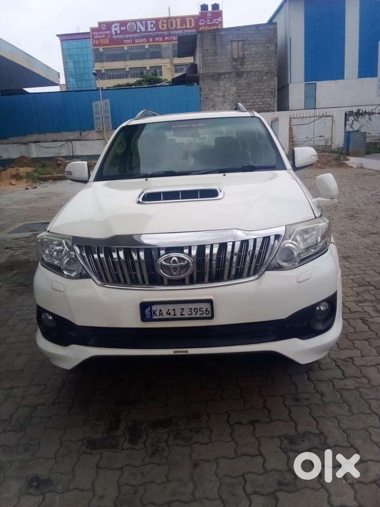 Toyota Fortuner 3.0 4x4 Manual, 2014, Diesel