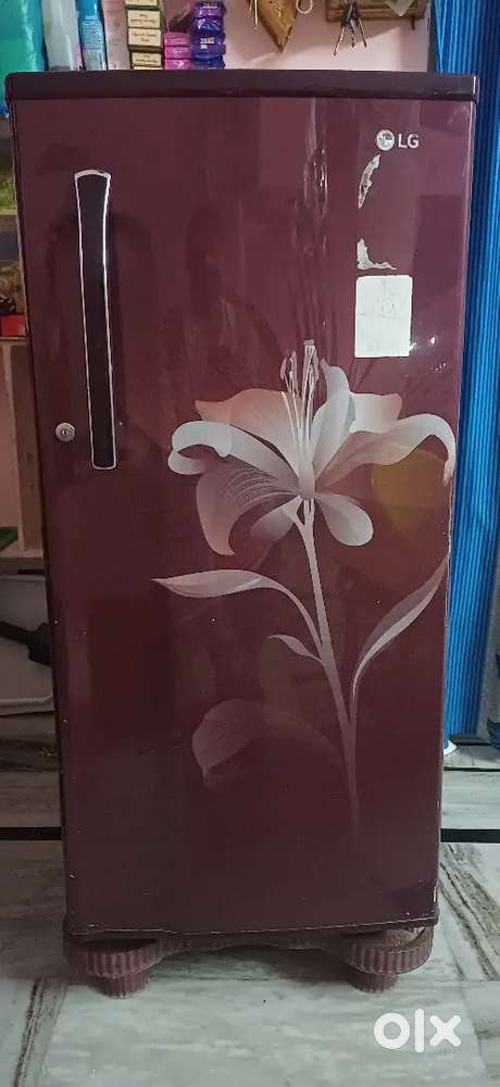 LG refrigerator Good in Condition