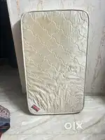 Cot bed mettres